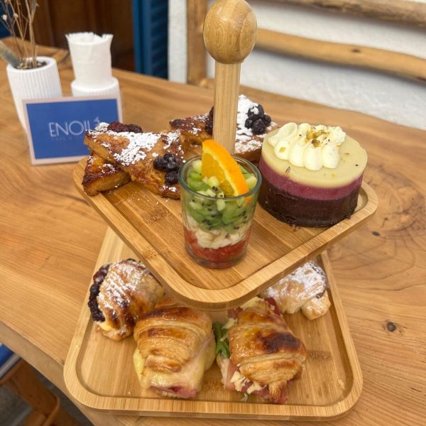 Enoile Cafe