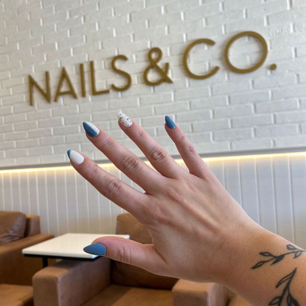 Nails & Co Manantiales